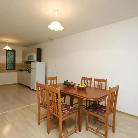 Three-bedroom Holiday In * Pismenovo