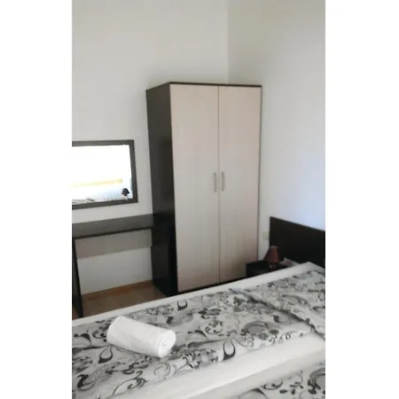 Three-bedroom Holiday In Holiday home Pismenovo